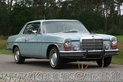Mercedes w114 hi-res stock photography and images - Alamy