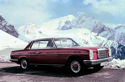 Mercedes-Benz W114 1968 3D модель - Круговий огляд 360 градусів - 3DModels