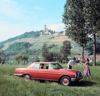 Lot 9 - 1973 Mercedes Benz 230 Limousine (W114) - YouTube