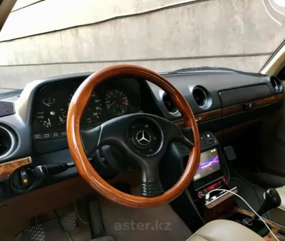 Продается Mercedes-Benz W123 230 Объем 2.3 Год выпуска 1980 г. Топливо  бензин Адрес: Бишкек Цвет: красный(Candy) Кузов: купе Руль:… | Instagram