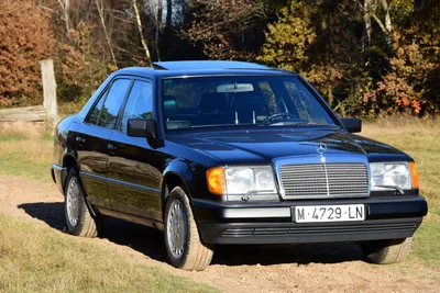 Стоит ли покупать автомобиль Mercedes-Benz W124 | Матвей Майский | Дзен