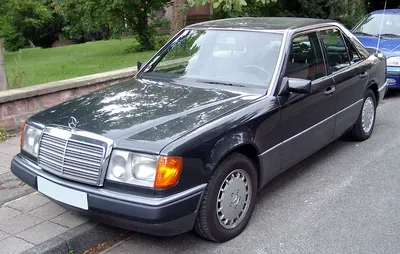 File:Mercedes-Benz W 124 300E JM.jpg - Wikipedia
