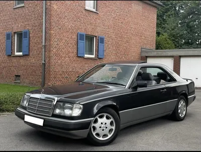 Mercedes W124 в тюнинге от AMG засветился в Киеве (фото)