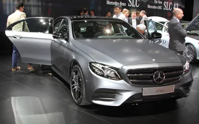 Mercedes-Benz E53 AMG (2019) - picture 43 of 130