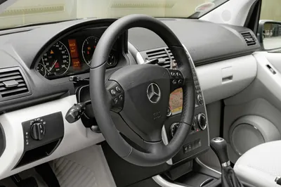 Mercedes A 160: dimensioni, interni, motori, prezzi e concorrenti –  AutoScout24