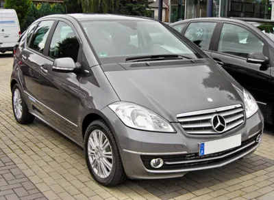 File:Mercedes A 160 CDI Elegance (W169) Facelift 20090620 front.JPG -  Wikimedia Commons