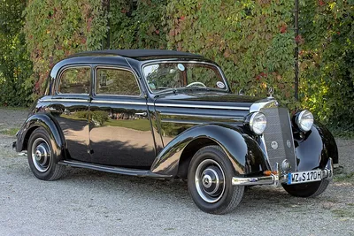 File:Mercedes-Benz 170 S (1949-51) Classic-Gala 2021 1X7A0295.jpg -  Wikimedia Commons