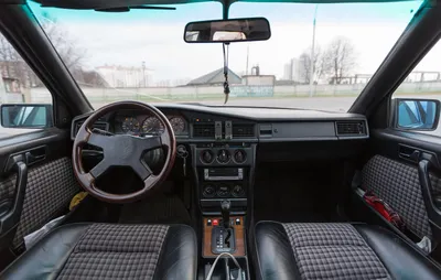 Салон W201 — Mercedes-Benz 190 (W201), 2 л, 1986 года | стайлинг | DRIVE2