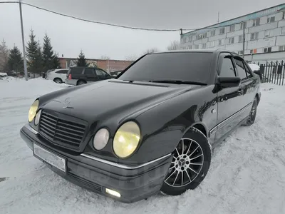 Купить БУ Mercedes-Benz Vito 1998 года с пробегом 300 000 км в  Ростове-на-Дону - цена 919000 руб. у официального дилера КЛЮЧАВТО