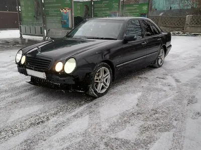 Продам Mercedes-Benz E-Class 240 в г. Александрия, Кировоградская область 1999  года выпуска за 4 000$