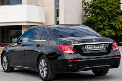 Прокат авто Mercedes-benz E Class W213 - От 39 €/День