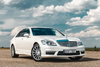 S Class W221 белые – Rent Mercedes Moldova
