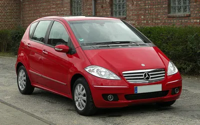 File:Mercedes-Benz A 180 CDI Elegance (W 169) – Frontansicht (1), 30. März  2011, Wülfrath.jpg - Wikipedia