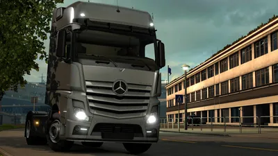 Gold and Red Mercedes-Benz Actros 2551 Truck Editorial Photo - Image of  automobile, hauling: 51238891