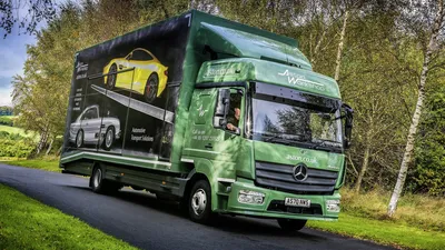 Mercedes-Benz Atego transports valuable freight | Daimler Truck