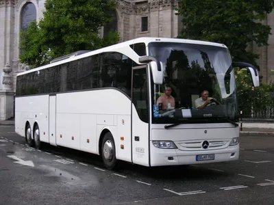 Mercedes-Benz представил городской автобус будущего - КОЛЕСА.ру –  автомобильный журнал