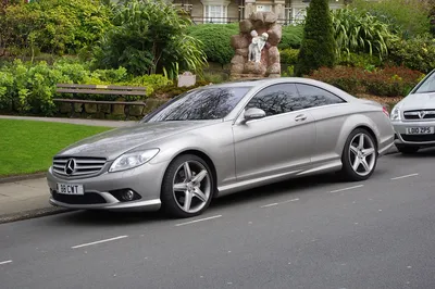 File:Mercedes-Benz CL500 C215 4966cc first registered May 2001.JPG -  Wikimedia Commons
