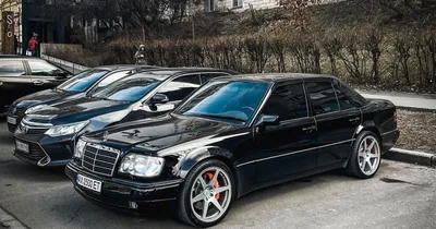 E500 w124 | Sports cars luxury, Mercedes car, Mercedes benz classic