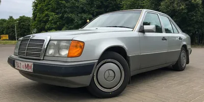 Mercedes-Benz W124 4.2 - почти Волчок. - YouTube