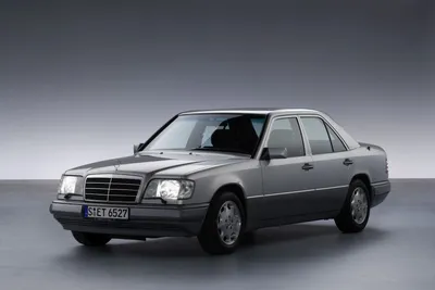 Mercedes-Benz w124: The Mercedes that combined class and versatility