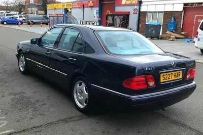 Mercedes E320 (W210) | Shed of the Week - PistonHeads UK