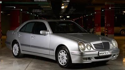 Редчайший Mercedes-Benz W210 продают в Москве по цене новой Vesta — Motor