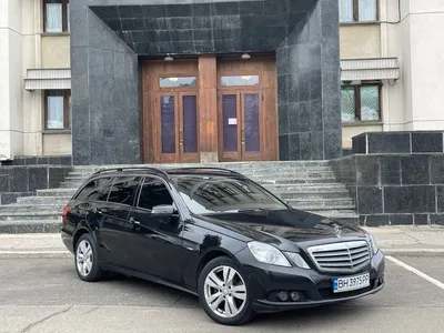 Аренда автомобиля Mercedes-Benz Е220 в Екатеринбурге - GOLDEN LIMO