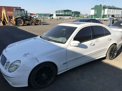 ГБО на Mercedes-Benz E500 (Мерседес-Бенц Е500), фото установки  газобаллонного (газового) оборудования на авто - компания Motor-Gas