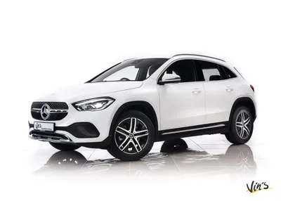 Mercedes benz gla class gla 200 hi-res stock photography and images - Alamy