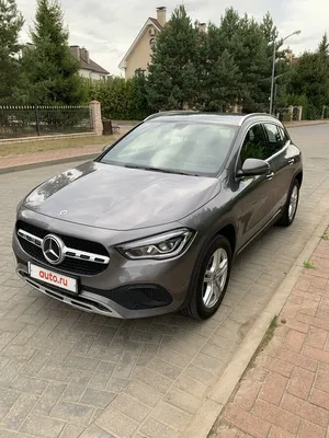 Перетяжка салона Mercedes Benz GLA за 1 день в Москве