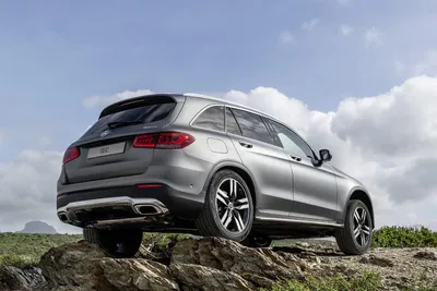 Mercedes-Benz Releases Pricing for 2023 GLC, Starts at $48,250 | Cars.com