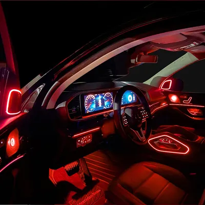 Mercedes-Benz GLE 63AMG - перетяжка салона в алькантару с красной  подложкой, новый руль, потолок из алькантары и новая аудиосистема.