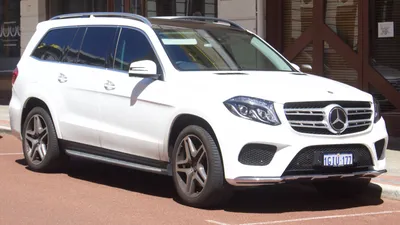 File:2017 Mercedes-Benz GLS 350d (X 166) 4MATIC wagon (2017-11-18) 01.jpg -  Wikipedia