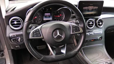 Интерьер салона Mercedes GLC Coupe (2016-2019). Фото салона Mercedes GLC  Coupe