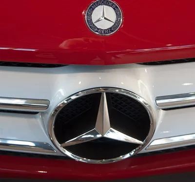 Внедорожник Mercedes-Benz G500 4x4 пополнит модельный ряд марки