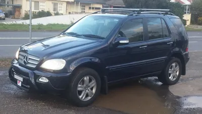 2005 Mercedes-Benz ML 350 Special Edition (4x4) Review - Drive