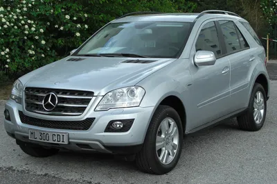 Mercedes-Benz ML350 2005 года - Отзыв владельца автомобиля Mercedes-Benz  M-Класс 2005 года ( II (W164) ): 350 3.5 AT (272 л.с.) 4WD | Авто.ру