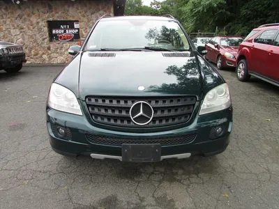 Mercedes-Benz ML 63 AMG (2006) - picture 25 of 41
