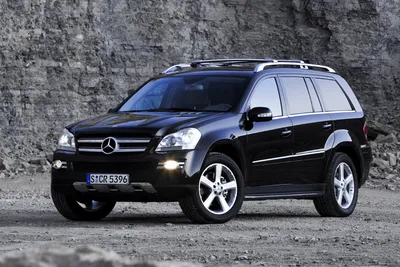 Car pool: Mercedes-Benz ML500 - Drive