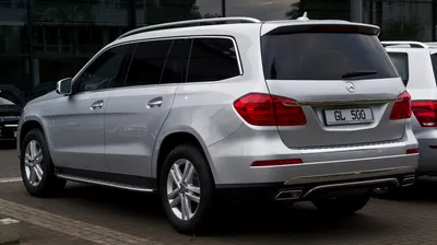 Mercedes ML 500, model year 2005-, silver, driving, side view, country road  Stock Photo - Alamy