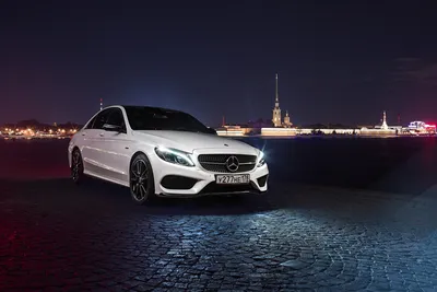 Ночью во Мстихино подожгли Mercedes-Benz