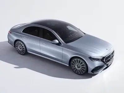 Новый Mercedes E-класса готов к дебюту: показан интерьер — Авторевю