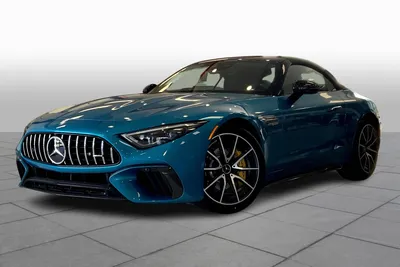 Video: The 2020 Mercedes AMG GT R Roadster Review - Sharp Magazine