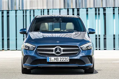 Новый Mercedes-Benz CLA Coupe: сочетание высоких технологий и спортивных  характеристик - Mercedes-Benz