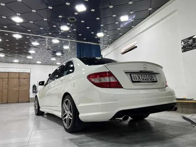 Mercedes-Benz C-Класс C 250 BlueEfficiency 7G-Tronic Plus (204 л.с.) Белый  в Москве № ТИ-UY36886. Купить Mercedes-Benz C-Класс IV (W204/S204/C204)  Рестайлинг Автомат Бензиновый с пробегом 76213 км. Цена 2645000