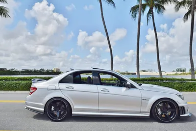 2017 Mercedes-Benz C-Class C300 H Amg Line Premium Plus