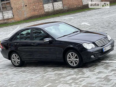 Mercedes S-class (W221) 2006-2013 | Different Car Review