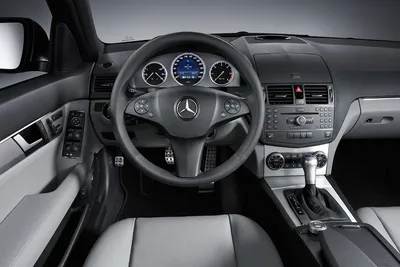 2008 Mercedes-Benz C 63 AMG preview - Drive