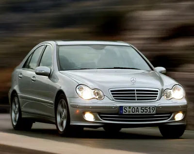 С230 2,5 V6 sport edition 2005, почти 3 года владения. - Отзыв владельца  автомобиля Mercedes-Benz C-Класс 2006 года ( II (W203) Рестайлинг ): 230  2.5 MT (204 л.с.) | Авто.ру