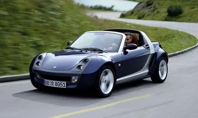 Mercedes smart roadster hi-res stock photography and images - Alamy